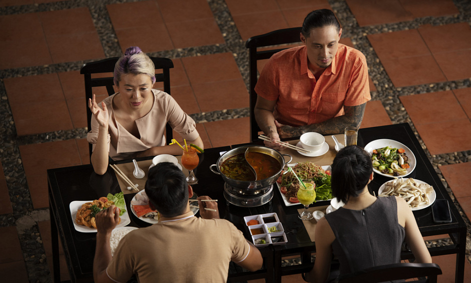 Thriving Thai Cuisine Business in Tourist Hotspot 1