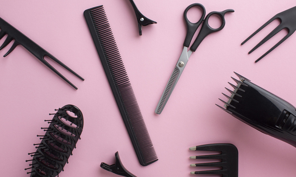 Fully Outfitted Hair Salon Ready for Immediate Takeover in Maitland Center 1