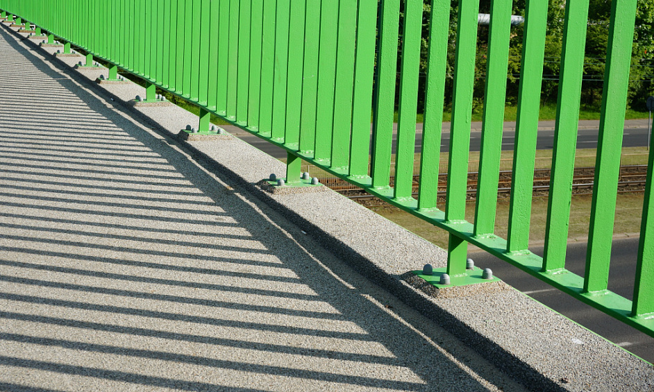 Supply and installation of quality commercial, industrial & residential fences to a significant B2B customer base 1