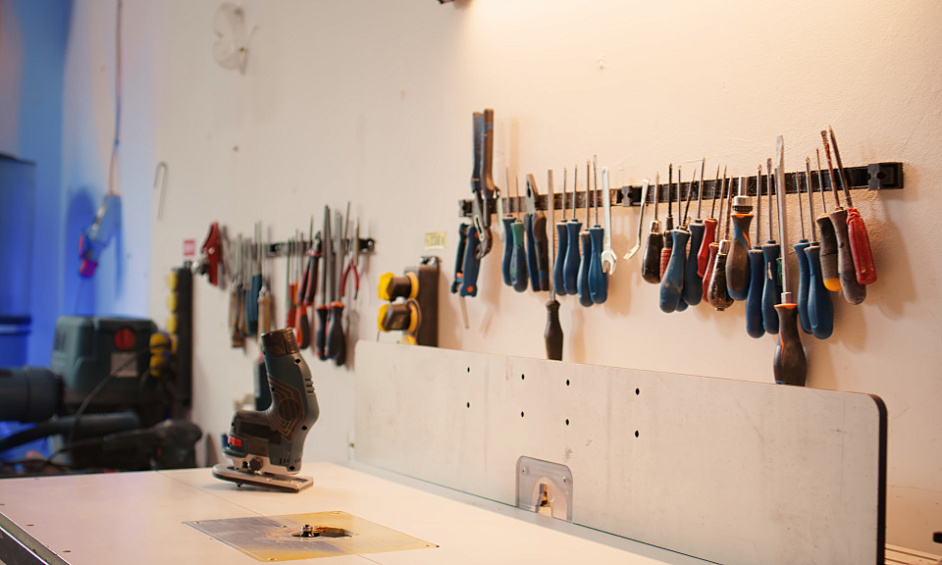 Walker's Mitre 10 - PERTH (Freehold Property) 1