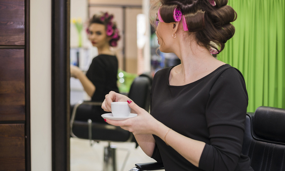 Reputable Local Salon Strong Forward Bookings 1