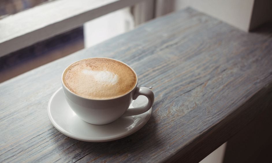 THE BEST INDOOR/OUTDOOR CAFÉS ON THE GREAT NORTH ROAD on THE ABBOTSFORD PENINSULA 1