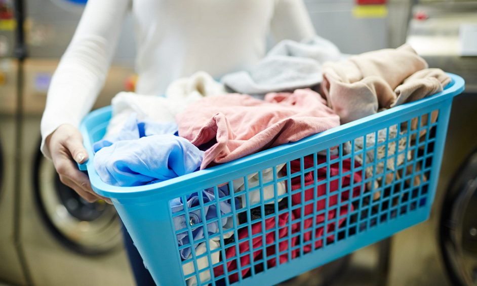 TURN KEY COMMERCIAL / SELF SERVICE LAUNDROMAT For Sale - Prime Lake Cathie, NSW - Busy Local Shopping Complex - Full Training - Growth Opportunity - E 1