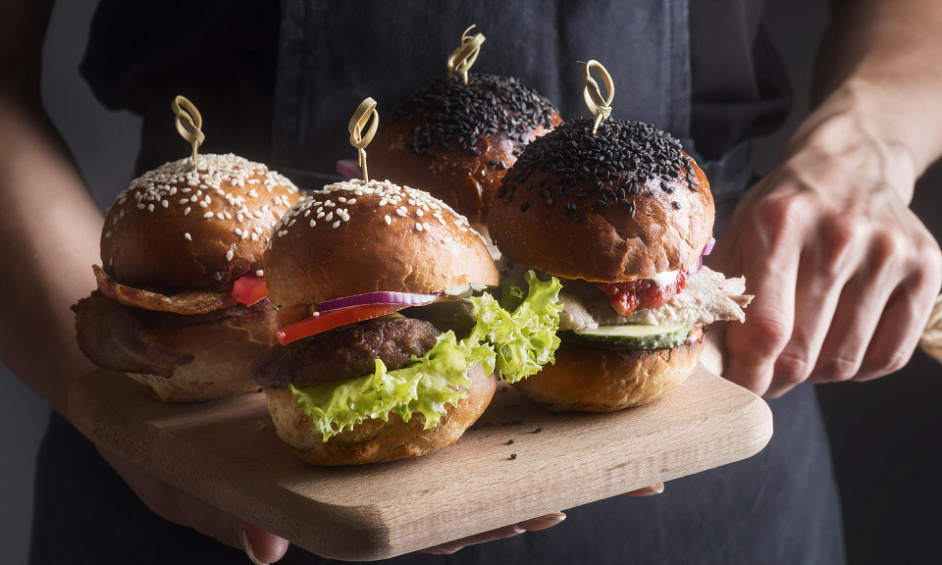 One of Australia's Newest Brands in the Food Industry | Famous Burgers 1