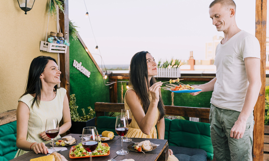 Iconic Restaurant business for sale in Bargara! 1 Iconic Restaurant business for sale in Bargara! 1