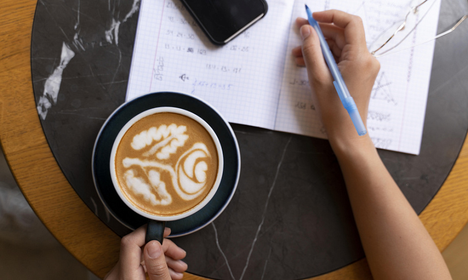 Established Café Business with Lifestyle Trading Hours 1 Established Café Business with Lifestyle Trading Hours 1