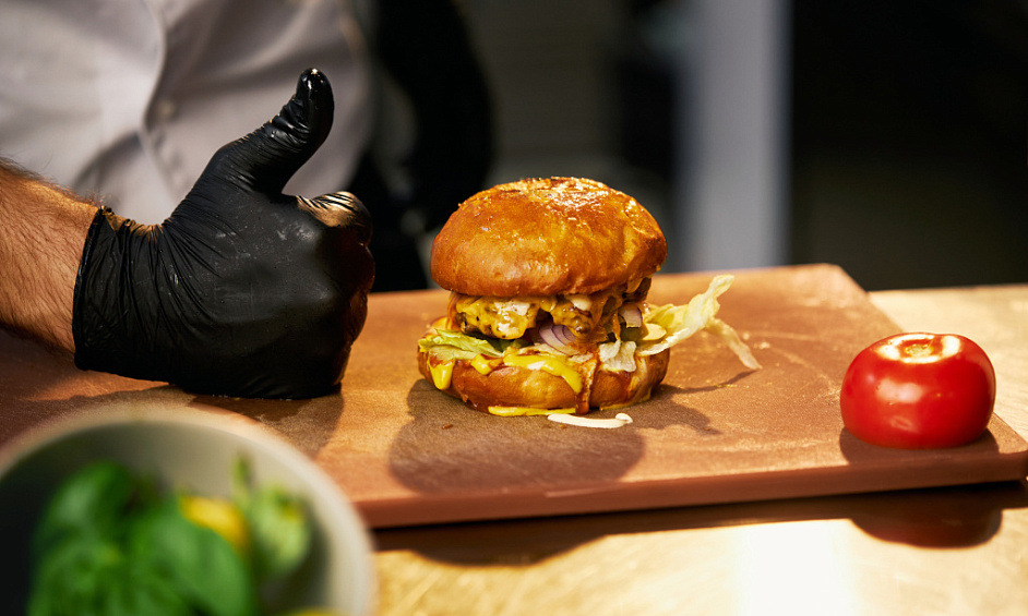 One of Australia's Newest Brands in the Food Industry | Famous Burgers 1