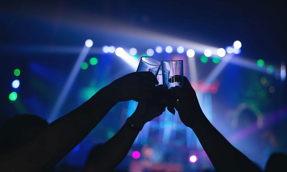 NIGHT CLUB - 519 PAX- SHOOT FOR THE STARS !!! UNDER OFFER !!! UNDER OFFER !!! !!! UNDER OFFER !!! 1