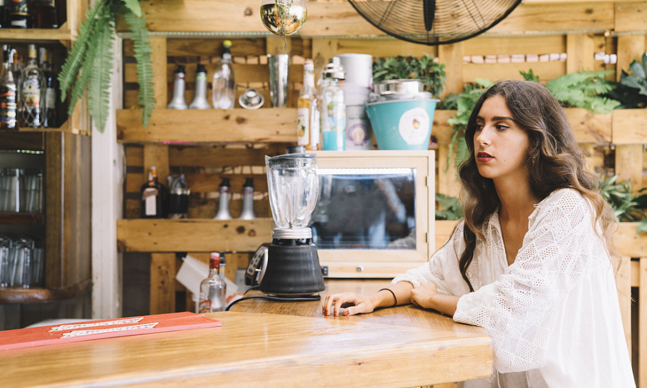 Turnkey Cafe in Caloundra - Bargain Sale! 1