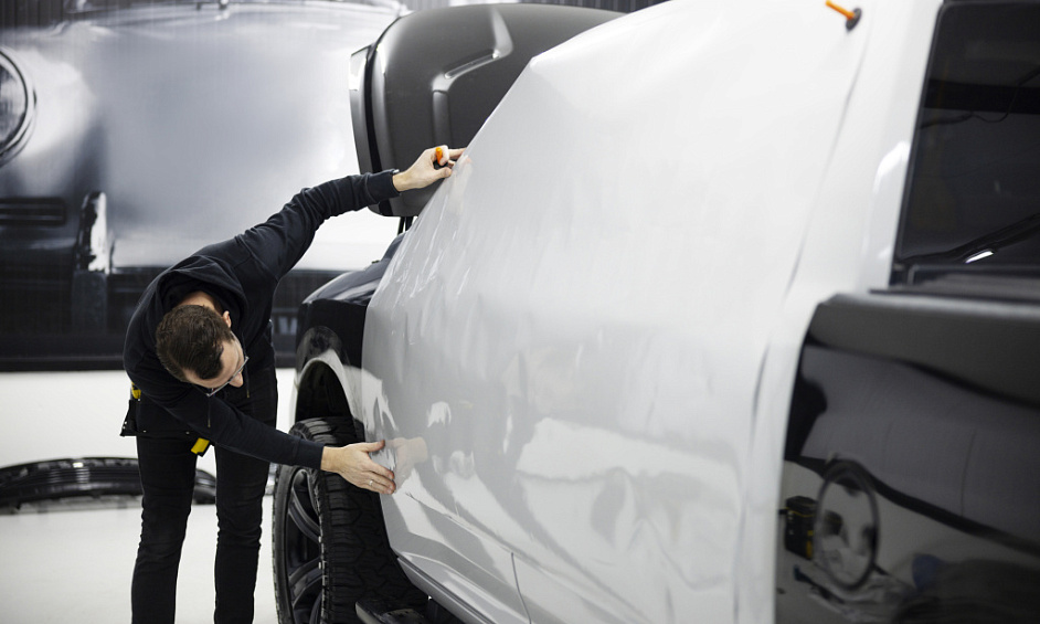 Vehicle Wrap and Signage business with huge growth potential 1