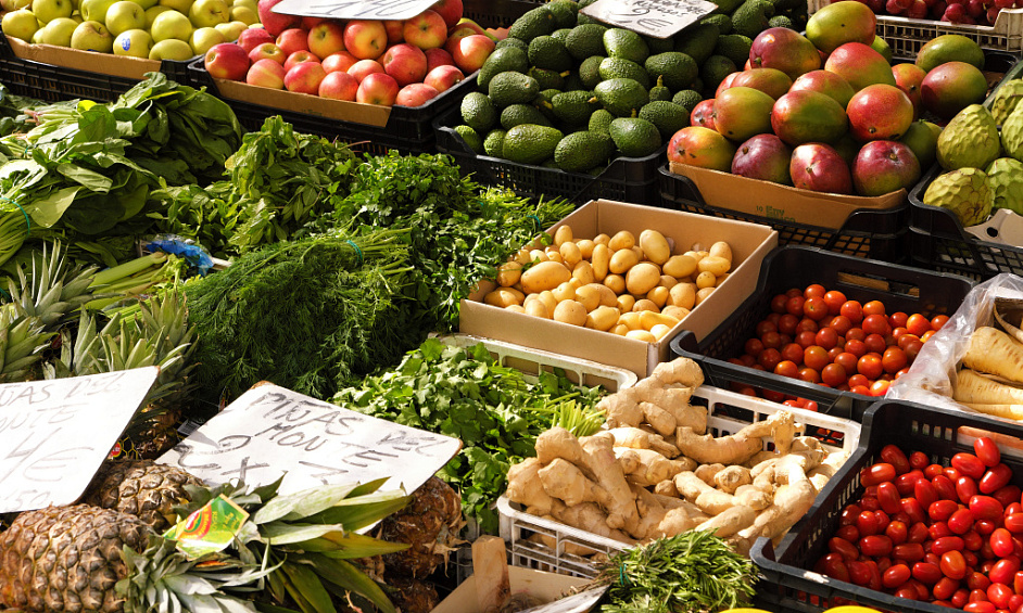 BUSINESS FOR SALE: HIGH-TRAFFIC PARAP MARKETS FRUIT & VEG STALL - TURNKEY 1