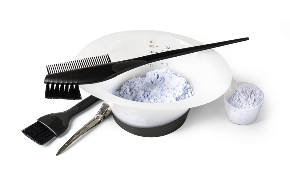 High-Exposure Hair and Makeup Salon with Wedding Specialisation and Unique Bar Concept 1