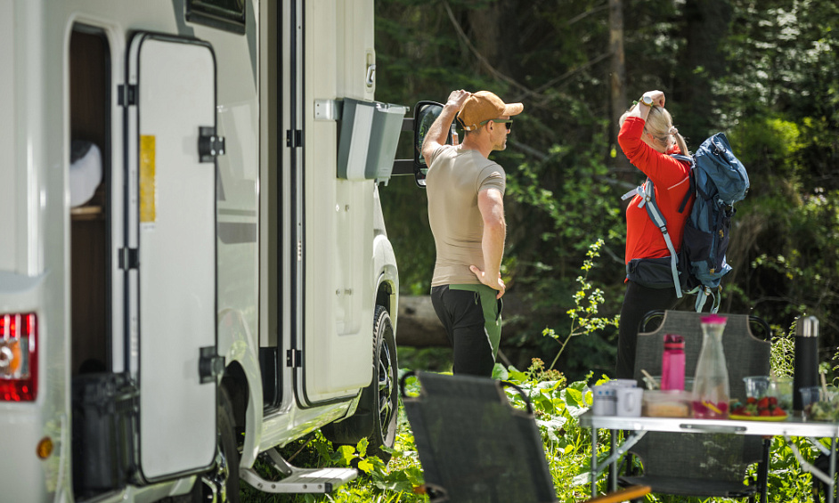 35666 Thriving Camper Trailer Hire Business in Tourist Region 1