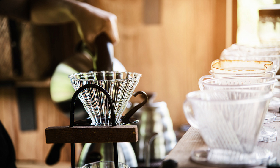 Thriving Cafe with Loyal Customer Base - Prime Location 1