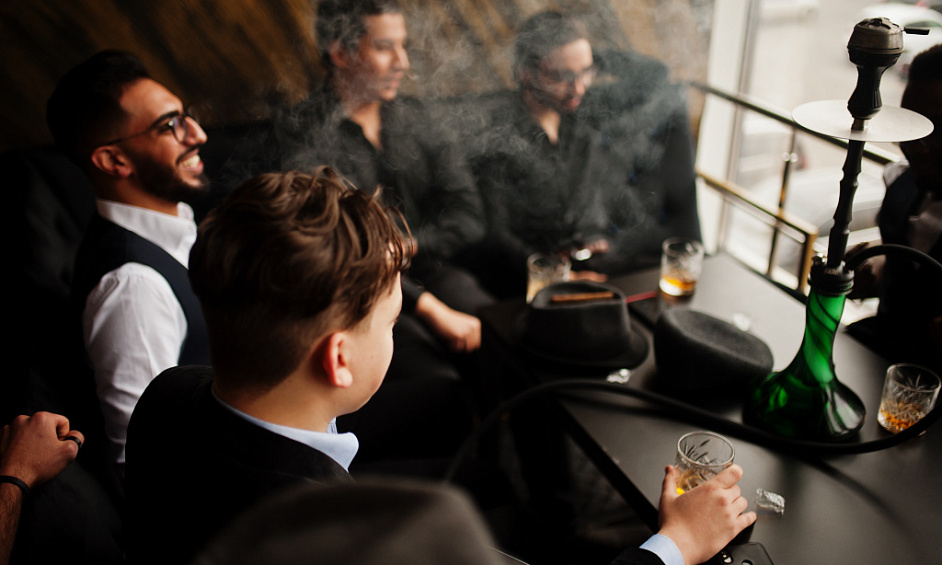 $500,000+ Profit Per Year - Highly Popular Sheesha Lounge & Liquor Bar For Sale 1