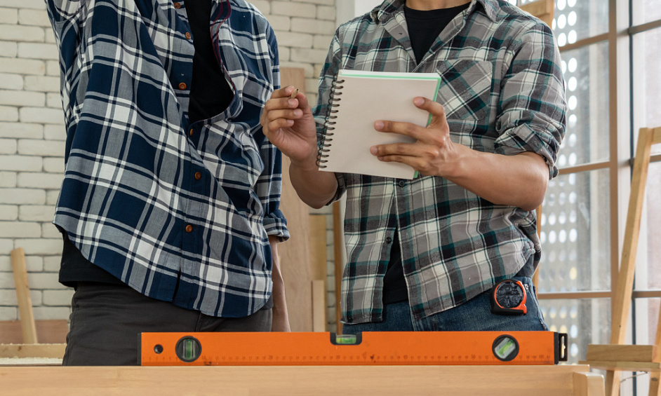 COMMERCIAL JOINERY SUPPLY & INSTALLATION PRICE REDUCED! 1