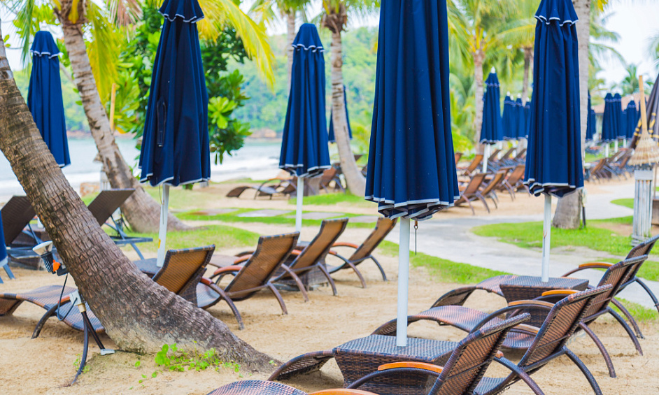 Airlie Beach Lounge Hire - Whitsundays 1 Airlie Beach Lounge Hire - Whitsundays 1